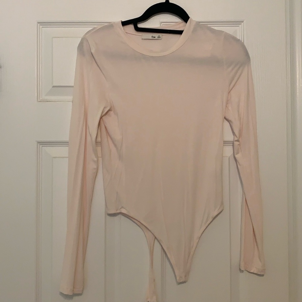 Wilfred Aritzia Elegant Baby Pink Long Sleeve Bodysuit